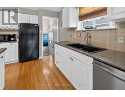 27 DYER STREET - 8