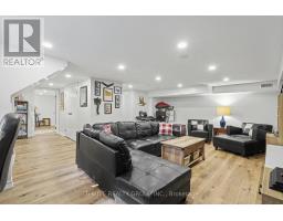 10 BYRON AVENUE E - 26