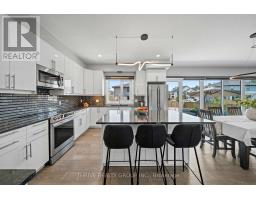 2084 TYSON WALK - 18