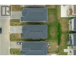 1761 FINLEY CRESCENT - 40