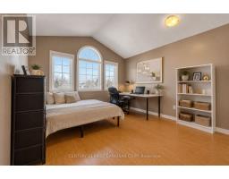 89 MCTAGGART COURT - 28