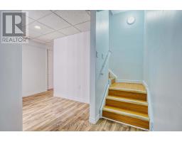 89 MCTAGGART COURT - 32