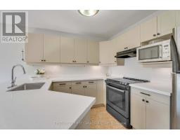 89 MCTAGGART COURT - 9