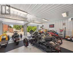 219 DUNDAS STREET W - 39