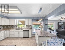 219 DUNDAS STREET W - 8