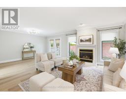 28 - 40 QUINELLA DRIVE - 18