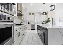 1909 BOARDWALK WAY - 10