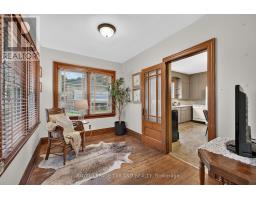 11 MAPLE STREET E - 11