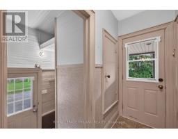 11 MAPLE STREET E - 20