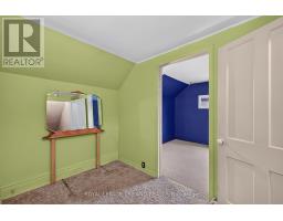 11 MAPLE STREET E - 30