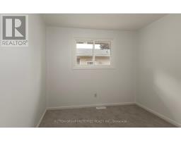 55 JENA CRESCENT - 20