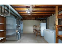 55 JENA CRESCENT - 34