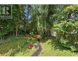 46 CLIFTONVALE AVENUE - 42