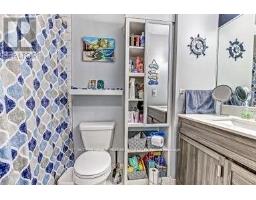 17 - 711 OSGOODE DRIVE - 11