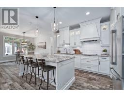 22 TALBOT GROVE LANE - 13