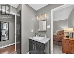 62 GEORGE STREET - 23