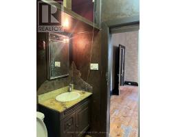 151 CLARENCE STREET - 11
