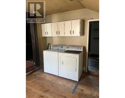 151 CLARENCE STREET - 12