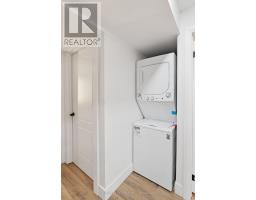 1742 APPLEROCK AVENUE - 44