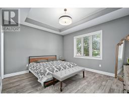 10 - 2022 UPPERPOINT BOULEVARD - 22