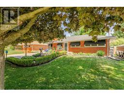468 JELLICOE CRESCENT - 3
