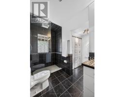 17 WILLINGDON AVENUE - 26