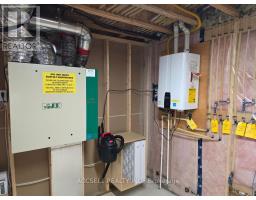 750 ST. CLAIR PARKWAY - 15