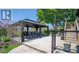 33134 BACK STREET - 36