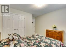 126 GLENDALE DRIVE - 21