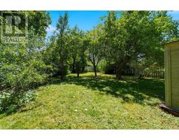 17 EDGEMERE CRESCENT - 14