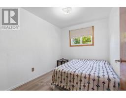17 EDGEMERE CRESCENT - 8