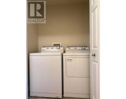3191 SINGLETON AVENUE - 27