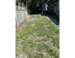 1136 BRYDGES STREET - 16