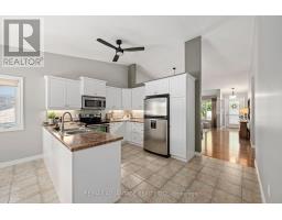 39 - 620 THISTLEWOOD DRIVE - 11