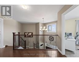 6 ASHWOOD CRESCENT - 17