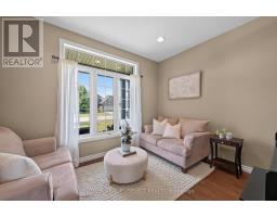 6 ASHWOOD CRESCENT - 4