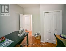 95 MIDDLESEX DRIVE - 21