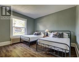 17 OAK STREET - 10