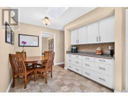 37 LUTON CRESCENT - 11