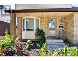 1111 ALDERSBROOK ROAD - 6