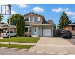 345 BANBURY CRESCENT - 1