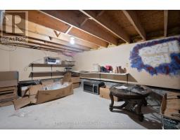 345 BANBURY CRESCENT - 20