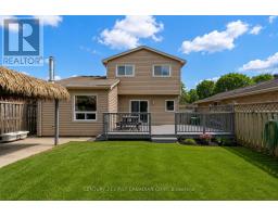 345 BANBURY CRESCENT - 22