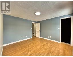159 WALMER GARDENS - 14