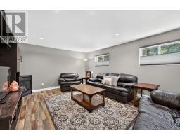 7806 ALFRED CRESCENT - 32