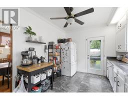 95 MYRTLE STREET N - 12