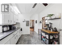 95 MYRTLE STREET N - 13