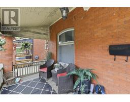 95 MYRTLE STREET N - 2