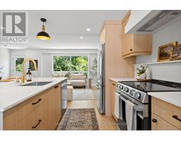 33 - 355 SANDRINGHAM CRESCENT - 9