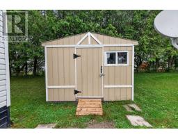 20 REDFORD DRIVE - 18